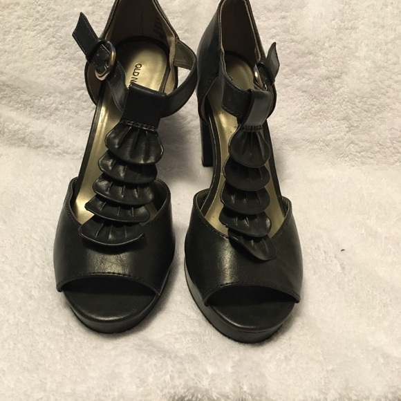 Platform heel dark gray w/ ankle strap - Picture 2 of 4